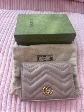 GUCCI GG Marmont Matelassé chevron nappa leather wallet